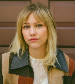 photo Grace VanderWaal