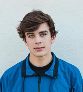 Bryce Hall Age, Height, Net Worth, Weight, Instagram 2021 ...