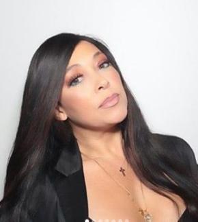 photo Elizabeth Woods