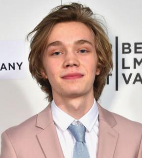 photo Charlie Plummer