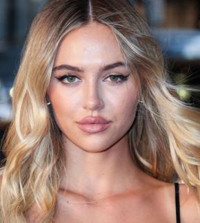 photo Delilah Belle Hamlin