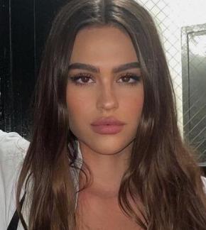 photo Amelia Gray Hamlin