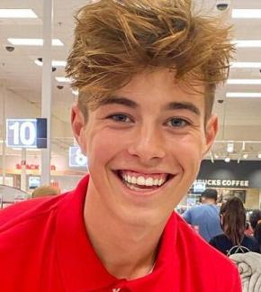 photo Jeremy Hutchins