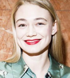 photo Oksana Akinshina