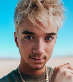photo Daniel Seavey
