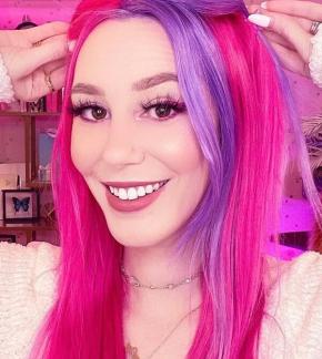 photo MeganPlays (Megan Elizabeth Letter)