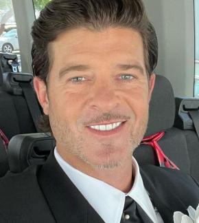 photo Robin Thicke