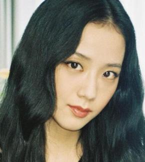 photo Kim Jisoo