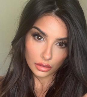 photo Mikaela Hoover