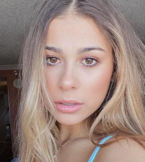 photo Emily Alexander