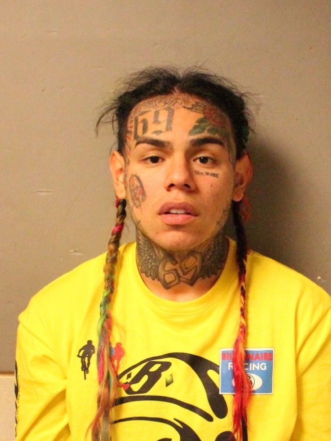 6ix9ine Age Net Worth Height Legal Troubles Kidnap 2021 World Celebs Com How does tekashi 6ix9ine spend his millions? 6ix9ine age net worth height legal