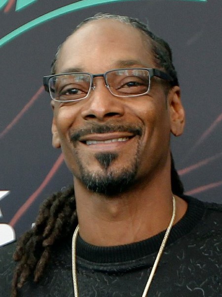 Snoop Dogg Biography, Net Worth, Wife, Kids, Albums, Songs 2023 - World ...