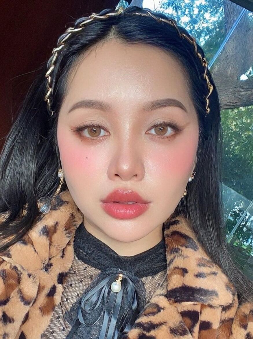 Dominate Your Makeup Game with Michelle Phan's Pro Tips and Tricks Revealed!