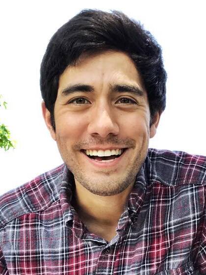 Zach King — Bio, Parents, Vine, YouTube career, Marriage, Net worth ...