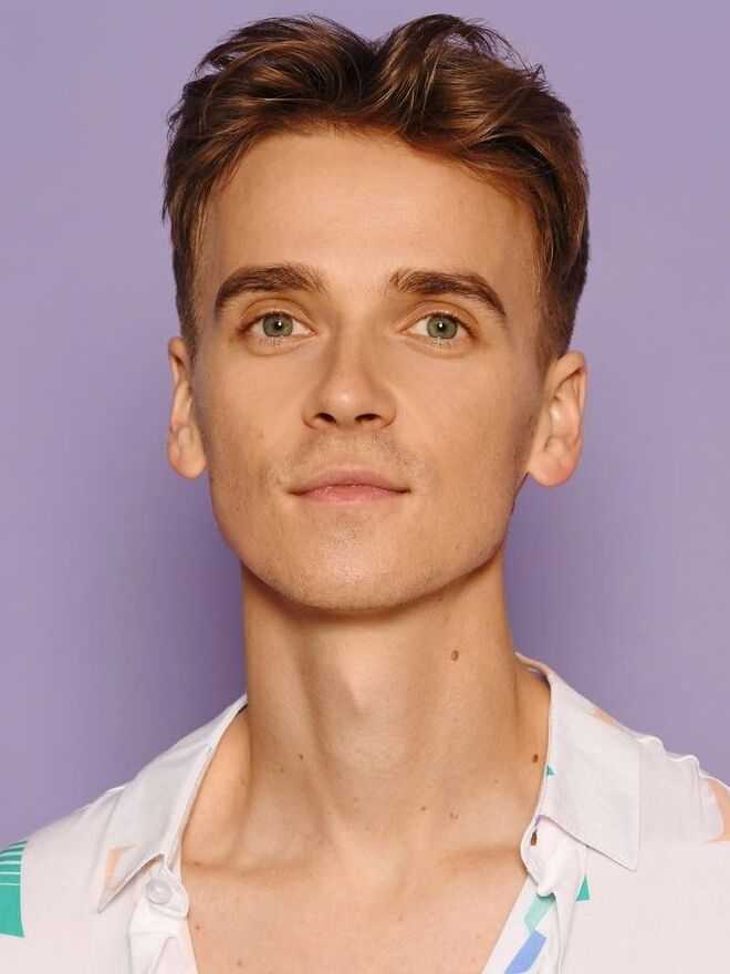 Joe Sugg — Bio, Parents, YouTube Career, Girlfriend, Net Worth ...