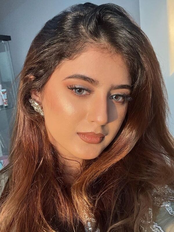 Arishfa Khan — Bio, Parents, TikTok career, TV career, Boyfriend, Net ...