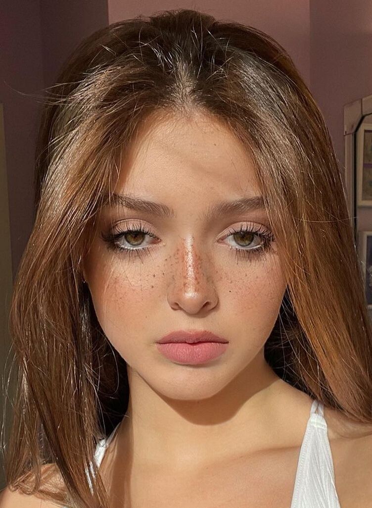 Haley Sharpe Bio Parents TikTok Career Boyfriend Net Worth crystal-lust-biography-wiki-age-dob-appearance-height-weight