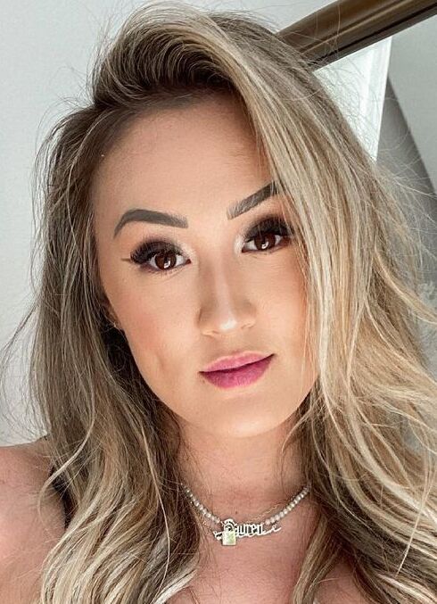 Lauren Riihimaki — Bio, Parents, Youtube career, Boyfriend, Net worth