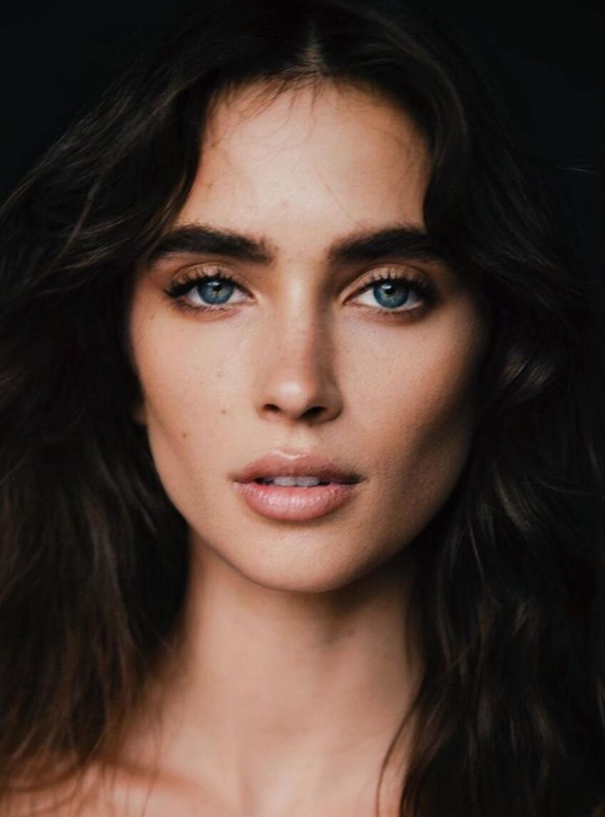 Elisha Herbert — Bio, Parents, Instagram career, Boyfriend, Net worth