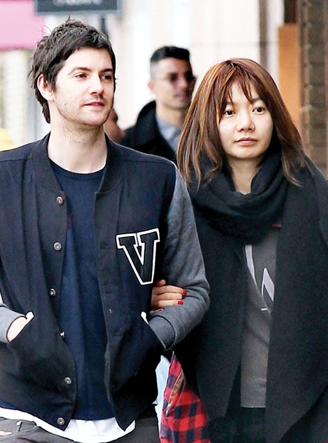 Bae Doona Admits to Dating Former Co-Star Sturgess @ HanCinema