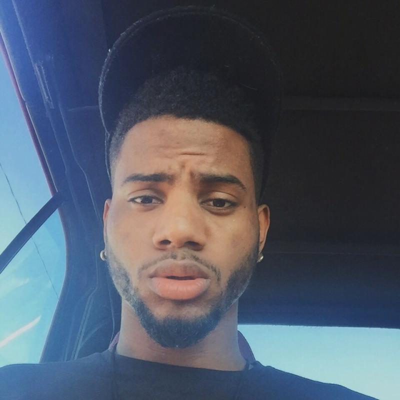 Bryson Tiller Age, Net Worth, Height, Girlfriends, Daughter 2023 ...