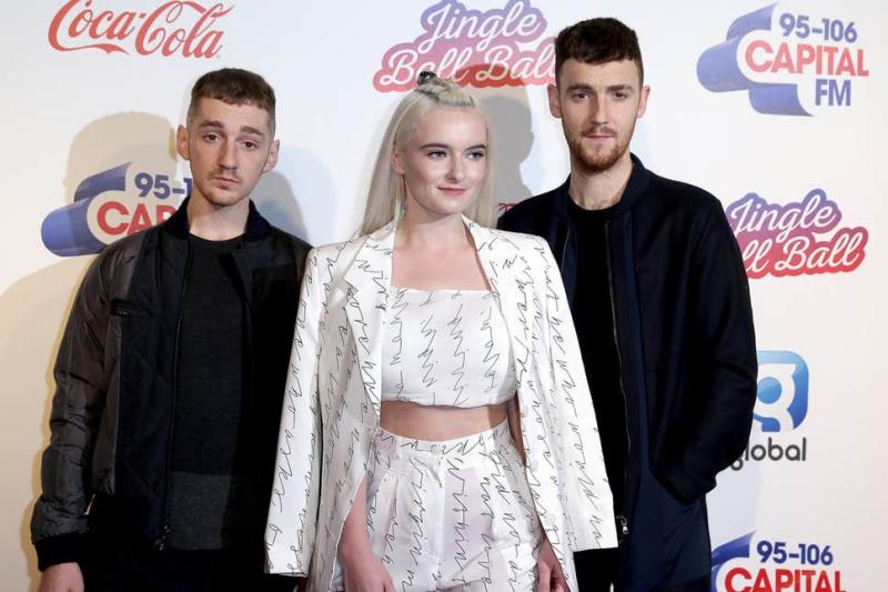 radiomonitor airplay chart clean bandit symphony