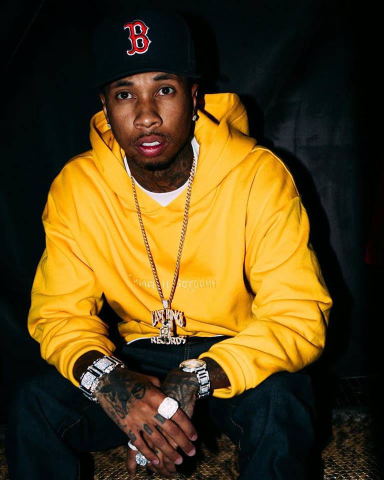 Tyga, american rapper, portrait, yellow stone background, Michael Ray  Nguyen-Stevenson, HD wallpaper