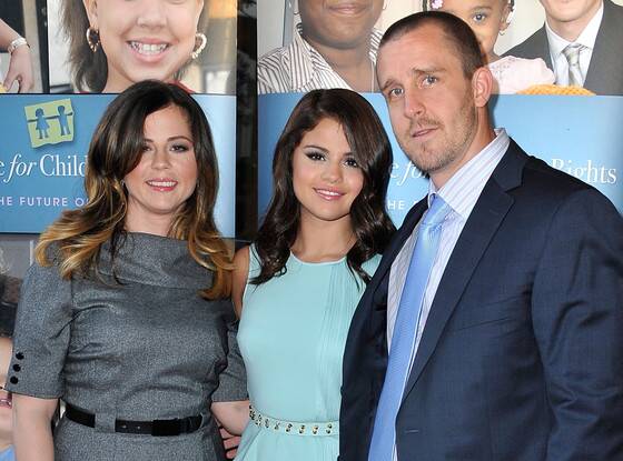 Selena Gomez with her parents Selena Gomez with her parents