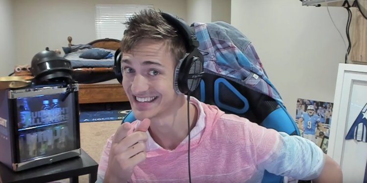 Tyler Blevins Tyler Blevins