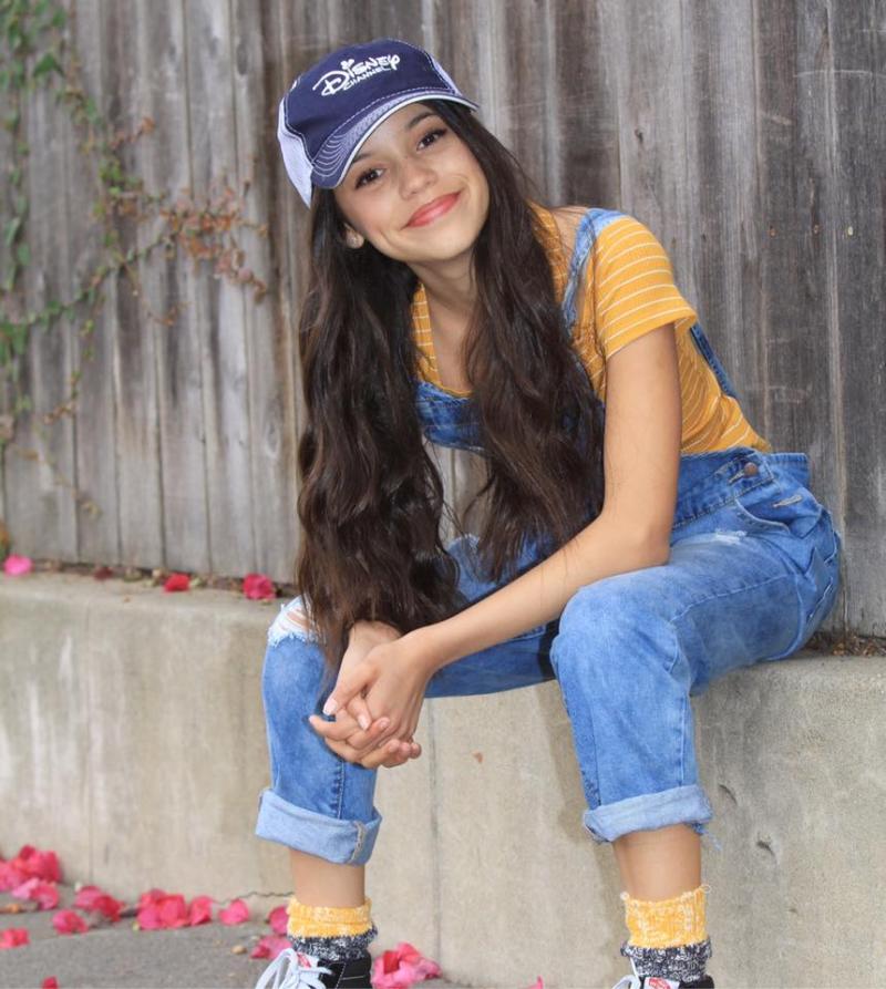 Jenna Ortega Age, Height, Weight, Parents, Family, Net Worth 2022