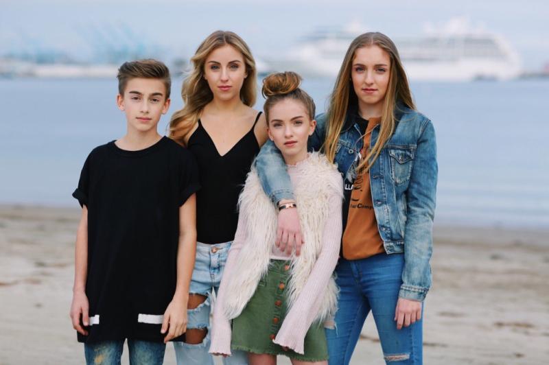 Johnny Orlando with siblings Johnny Orlando with siblings