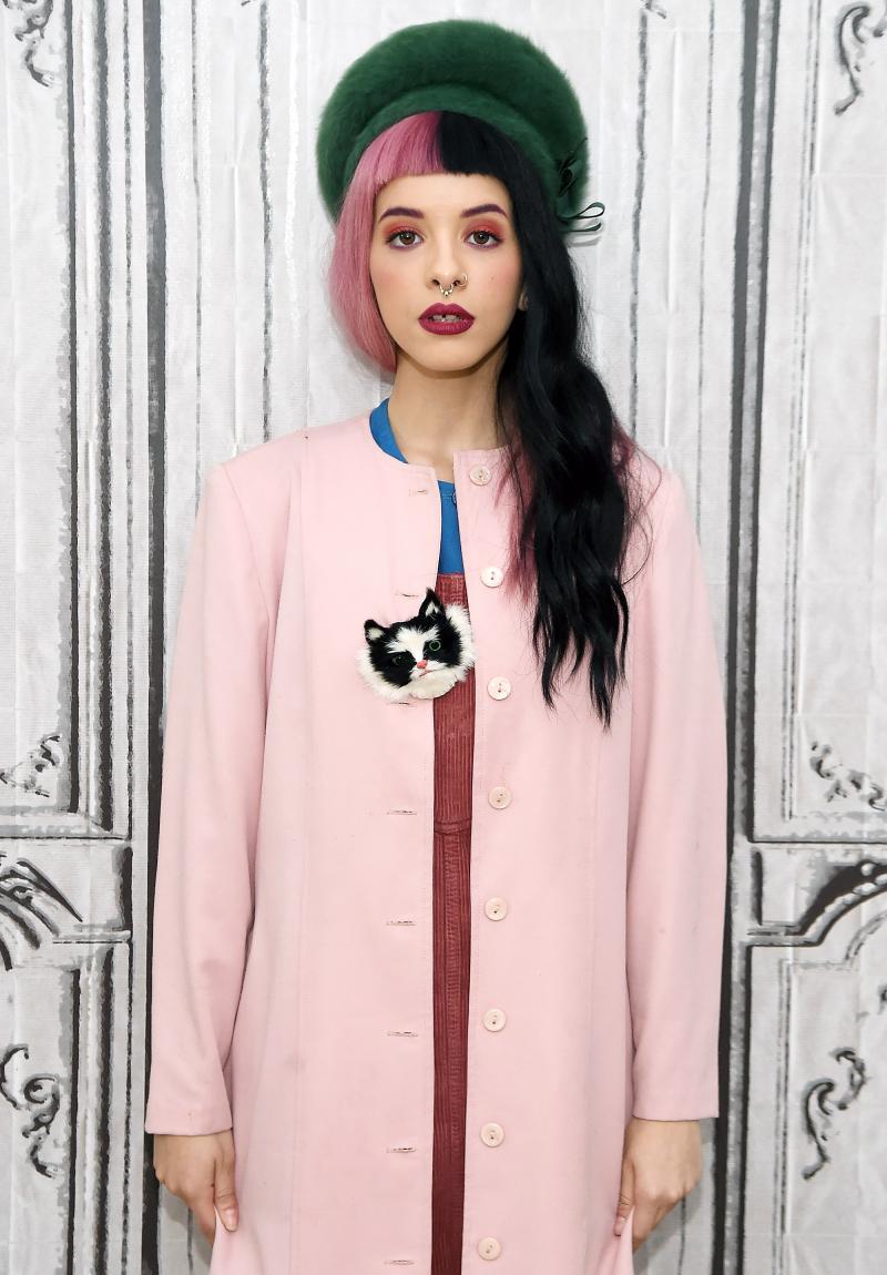 Melanie Martinez Age, Height, Weight, Net Worth 2022