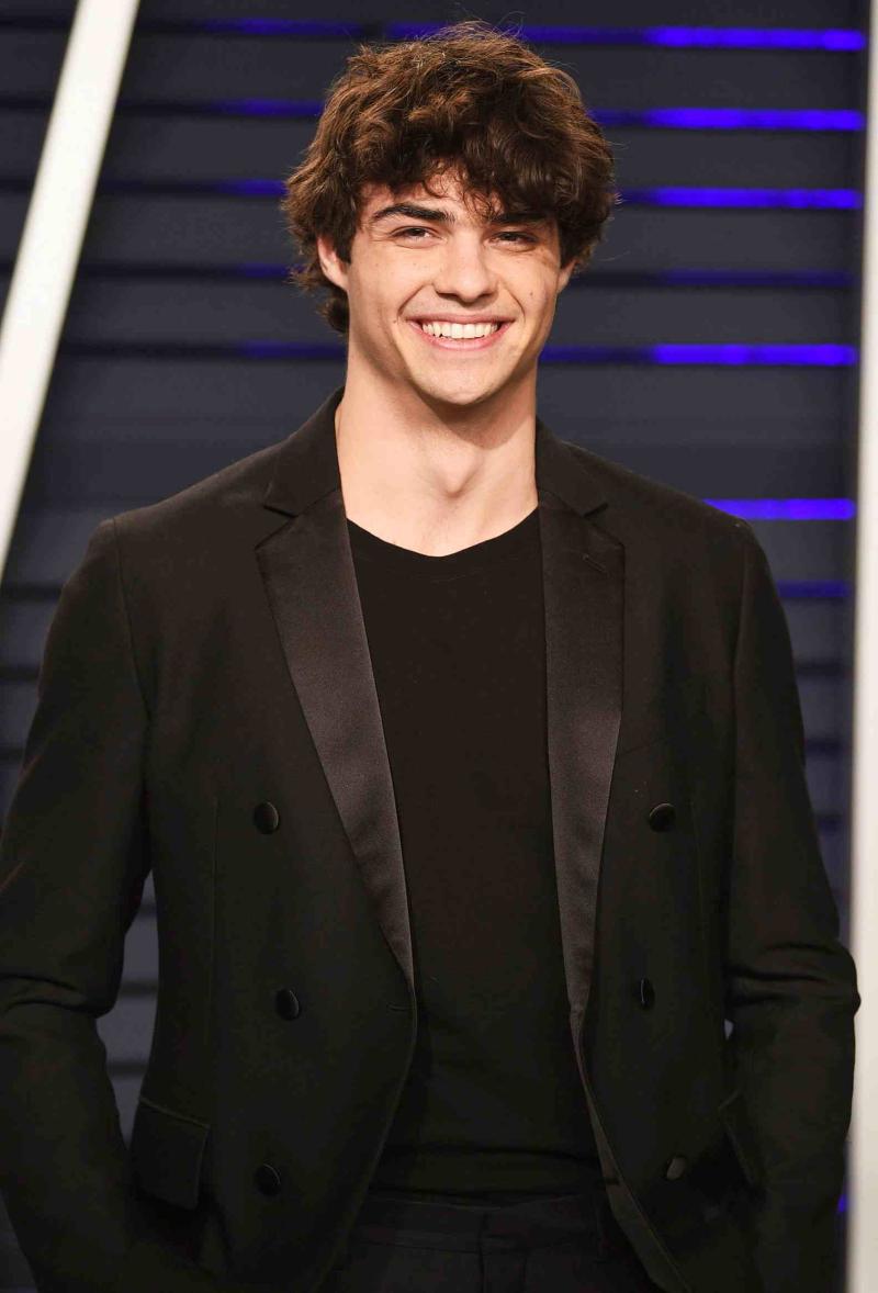 noah-centineo-age-net-worth-height-girlfriend-movies-2023-world