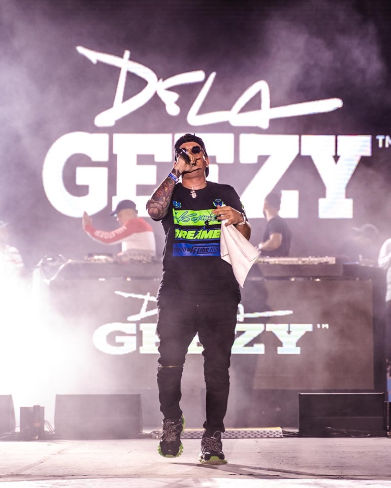 De La Ghetto on the stage De La Ghetto on the stage