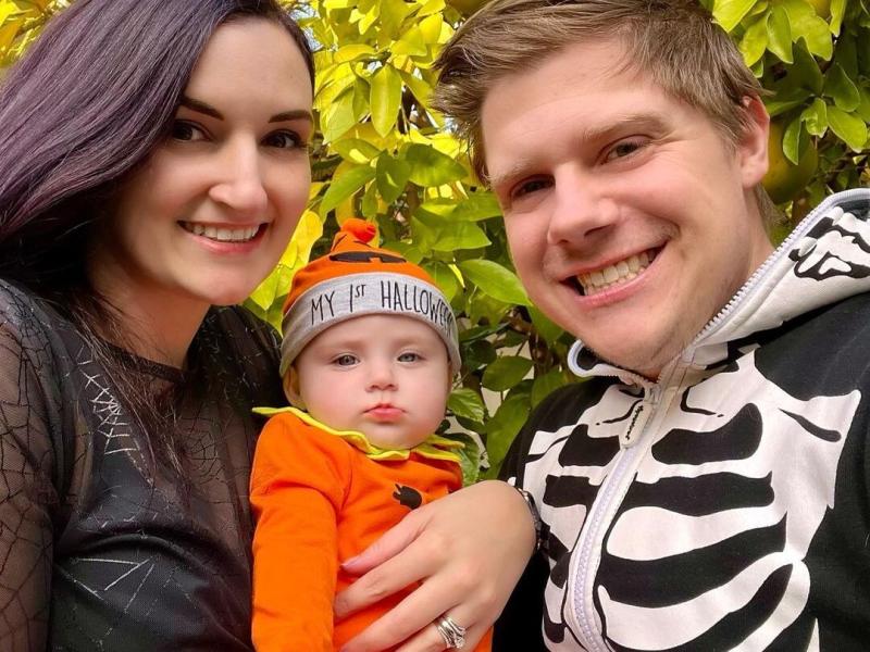 LaurenzSide and Bobizard with their daughter LaurenzSide and Bobizard with their daughter