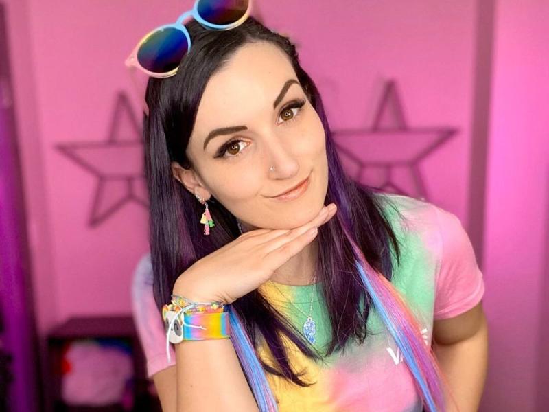 LaurenzSide — Bio, Parents, YouTube career, Boyfriend, Net worth