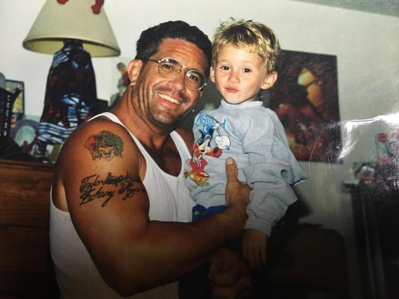 Young Zachary Ryan with his father Young Zachary Ryan with his father