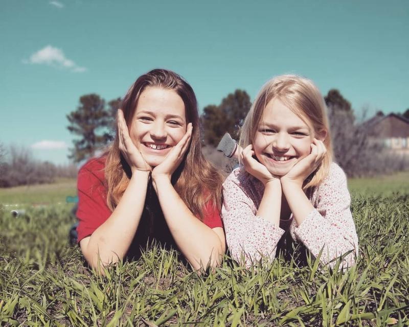 Young Brooke Monk with her sister Young Brooke Monk with her sister