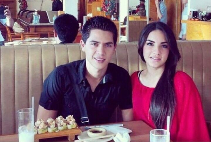 Young Kimberly Loaiza with Juan De Dios Pantoja Young Kimberly Loaiza with Juan De Dios Pantoja