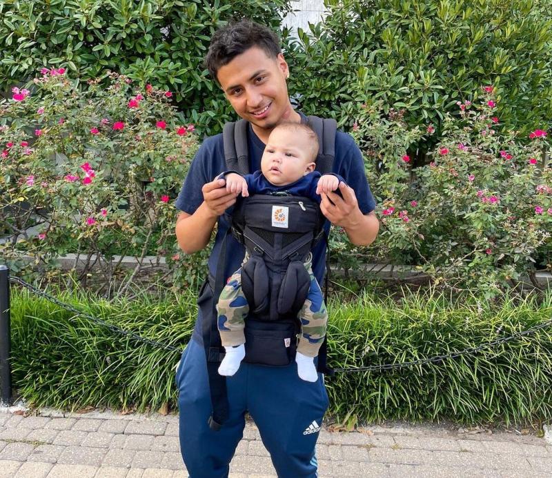 Runik with his son Runik with his son