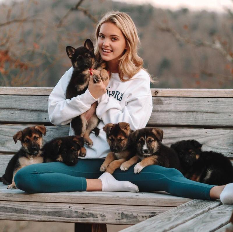 Paige Mackenzie Paige Mackenzie