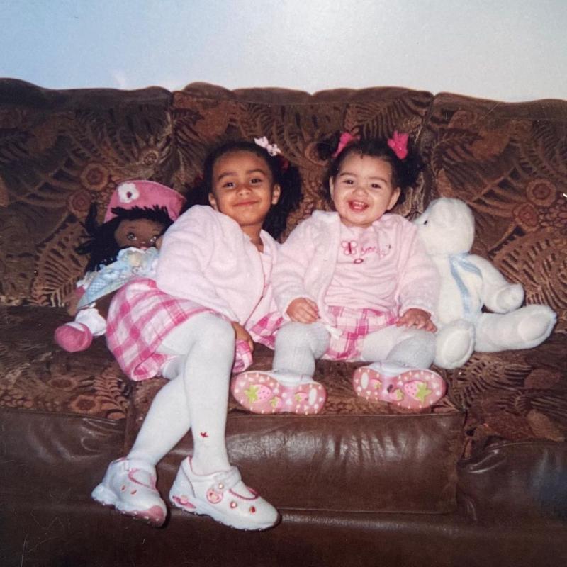 Young Devenity Perkins with her sister Young Devenity Perkins with her sister