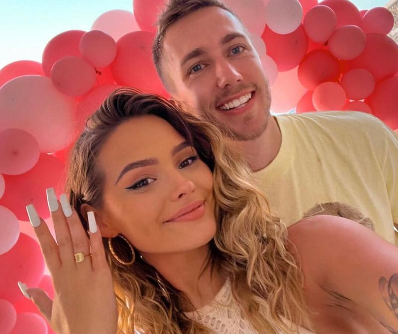 Talia Mar with Miniminter Talia Mar with Miniminter