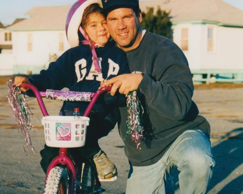 Young Jackie Miskanic with her father Young Jackie Miskanic with her father