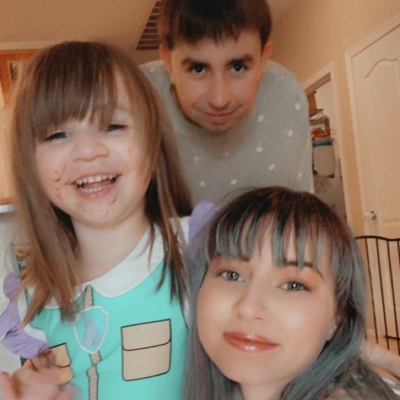 Deadlox with his family Deadlox with his family
