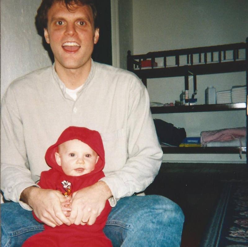 Young Shannon Taylor with her father Young Shannon Taylor with her father