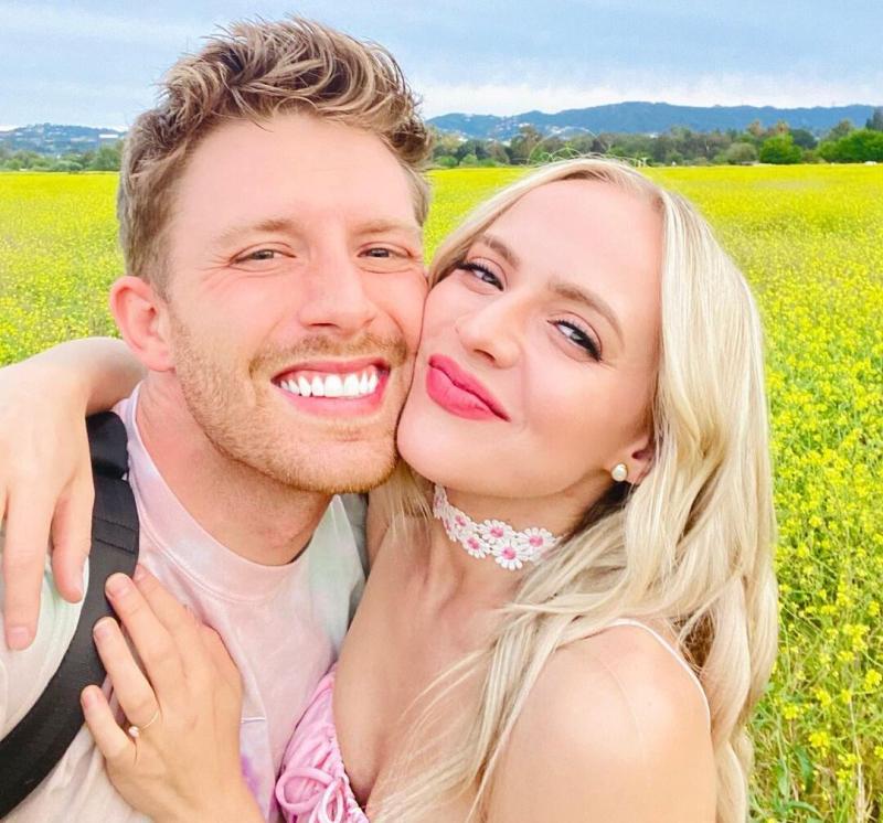 Madilyn Bailey with James Benrud Madilyn Bailey with James Benrud