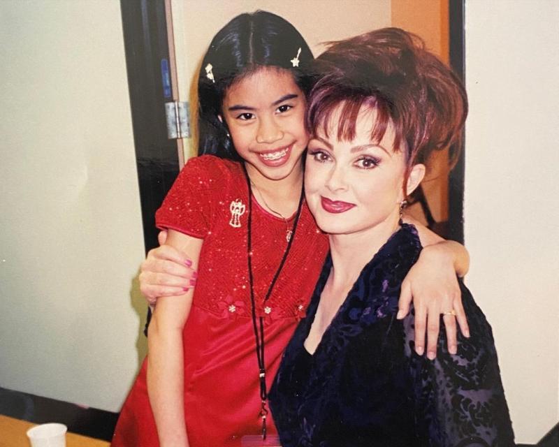 Youbg Ashley Argota with Naomi Judd Youbg Ashley Argota with Naomi Judd